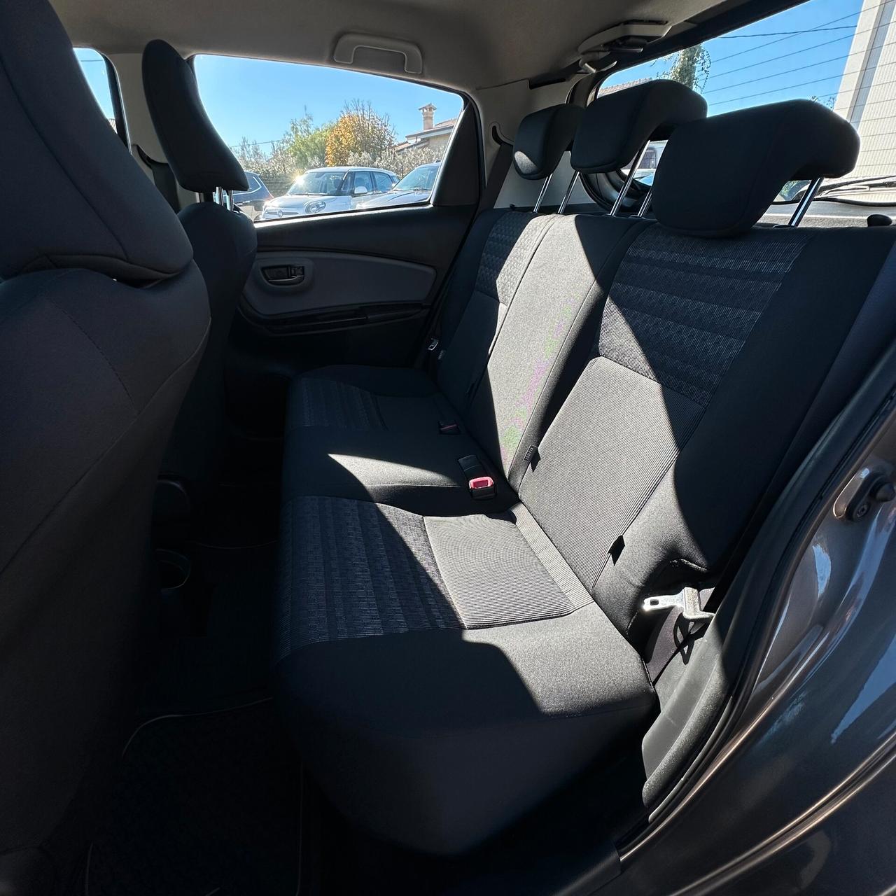 Toyota Yaris 1.4 D-4D 5 porte Lounge