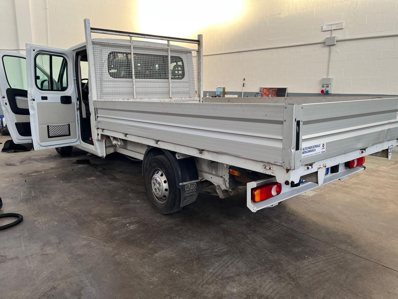 Fiat ducato 35 cassone fisso 2.3mjt 7 posti