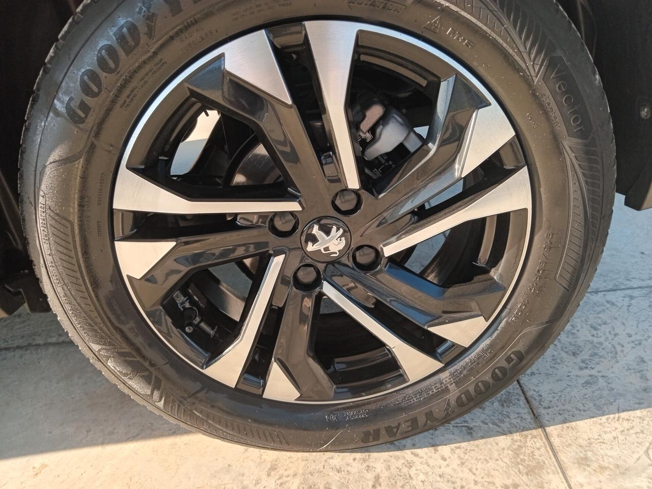PEUGEOT 1.5 DISEL C.V 130 Allure Pack DA VETRINA QUAL PROVA