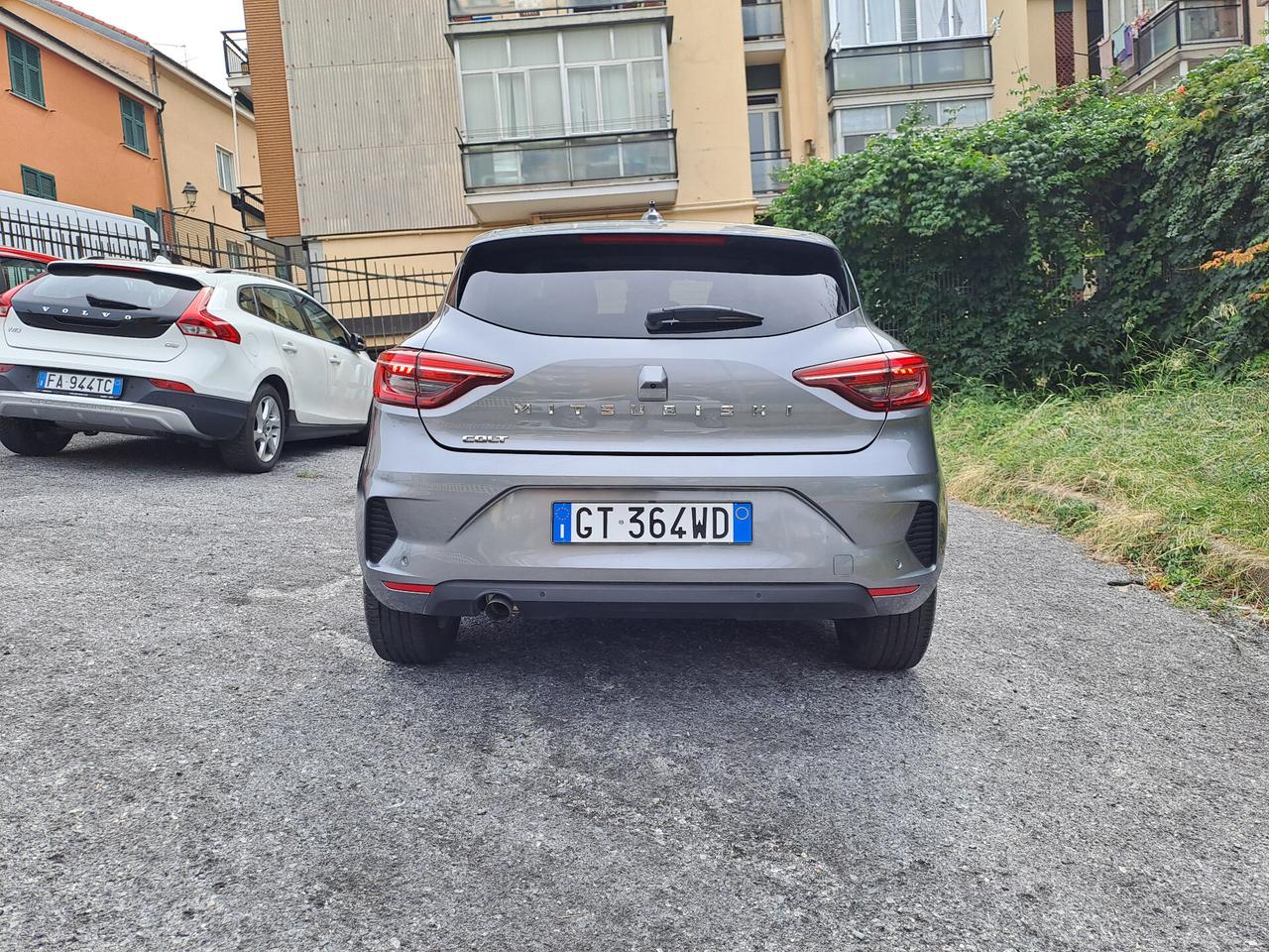 Mitsubishi Colt 1.0L turbo 90 CV Invite