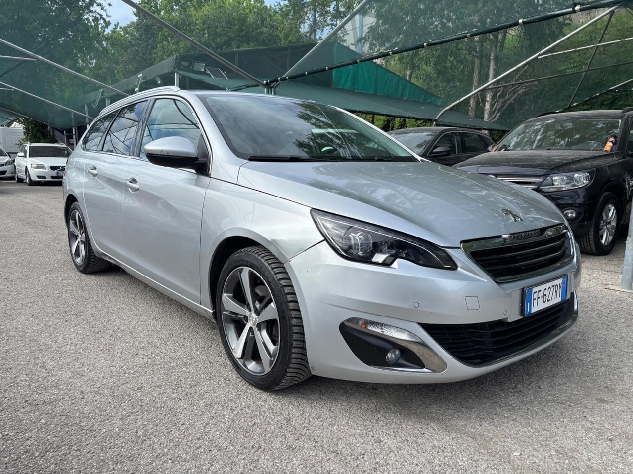 Peugeot 308 1.6 hdi 120cv automatica SW Allure