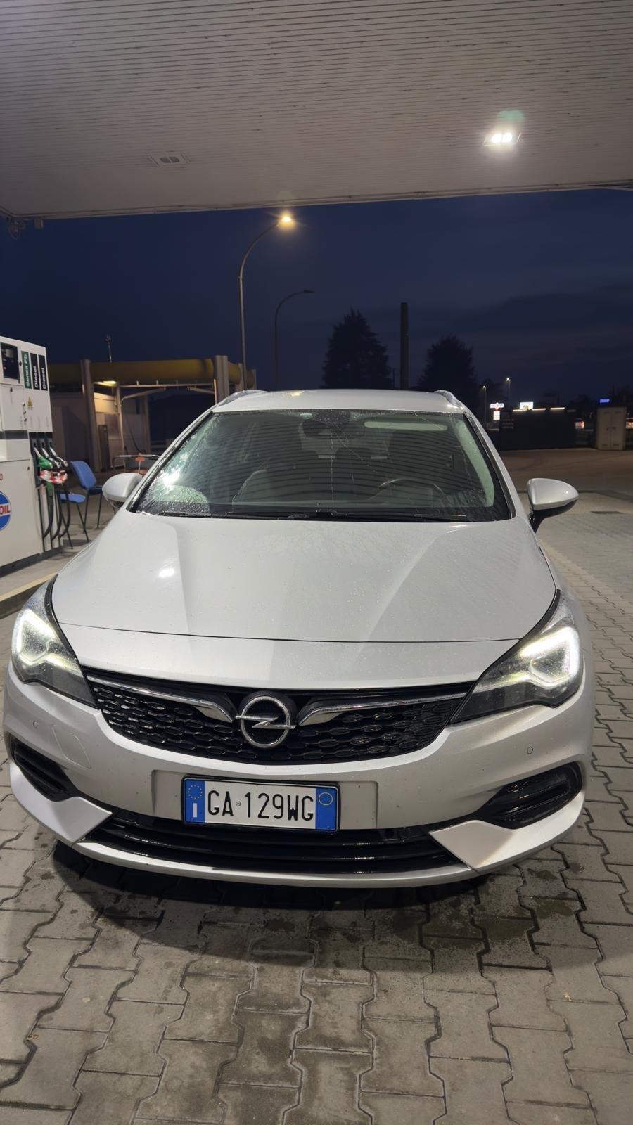 Opel Astra 1.5 CDTI 105 CV S&S Sports Tourer Business Elegance