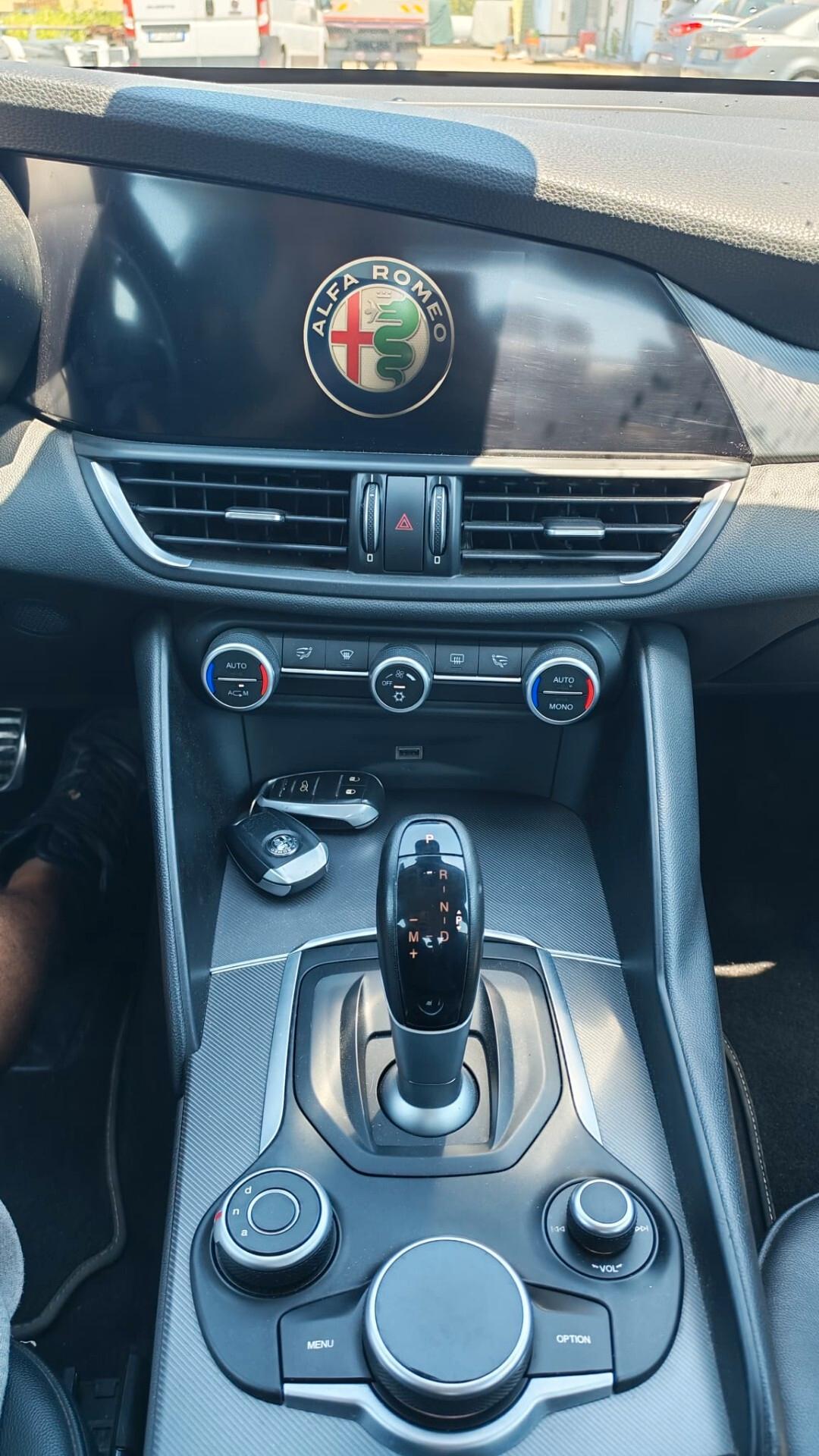 Alfa Romeo Giulia 2.2 Turbodiesel 180 CV AT8 Super