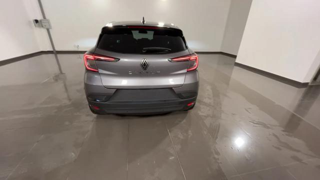 RENAULT Captur TCe 90 CV Techno - PARKING CAMERA!