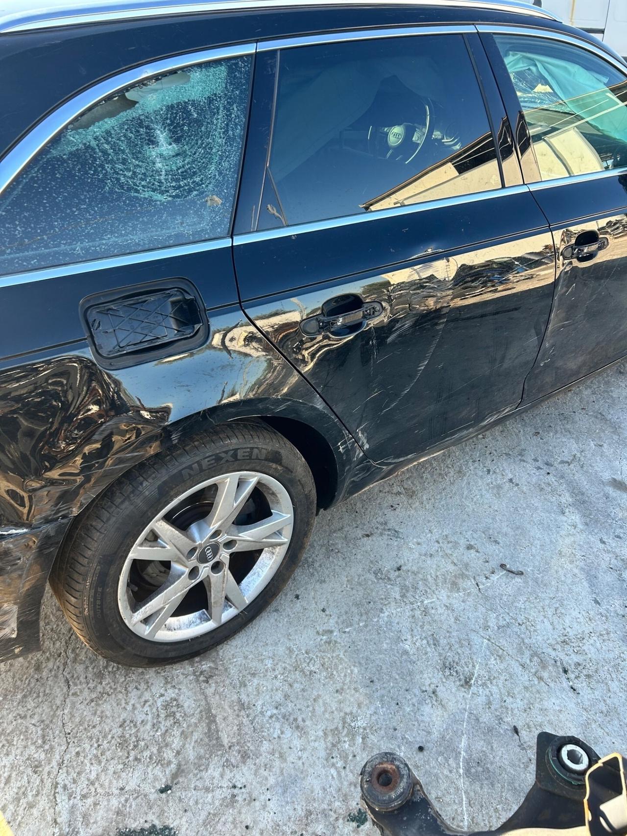 Audi A4 Avant 2.0 TDI 150 CV clean diesel quattro