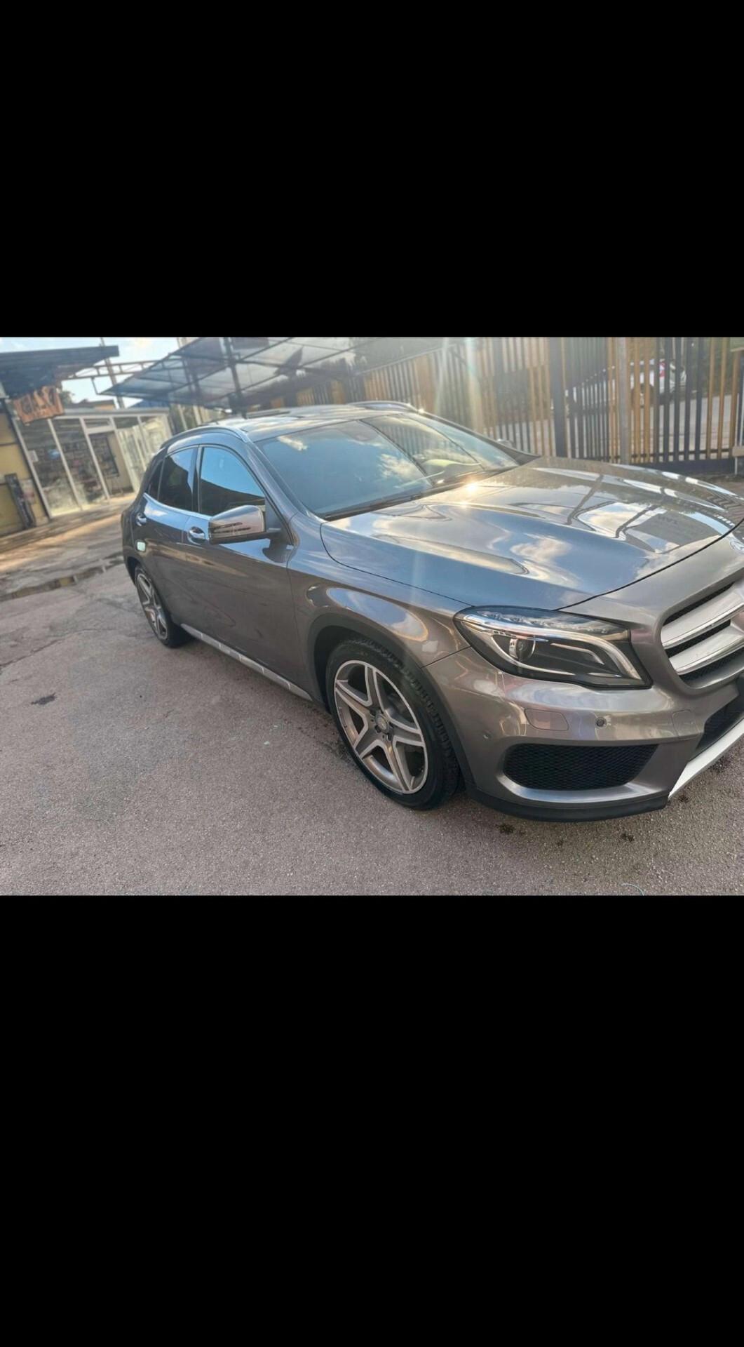 Mercedes-benz GLA 200 d Automatic Premium