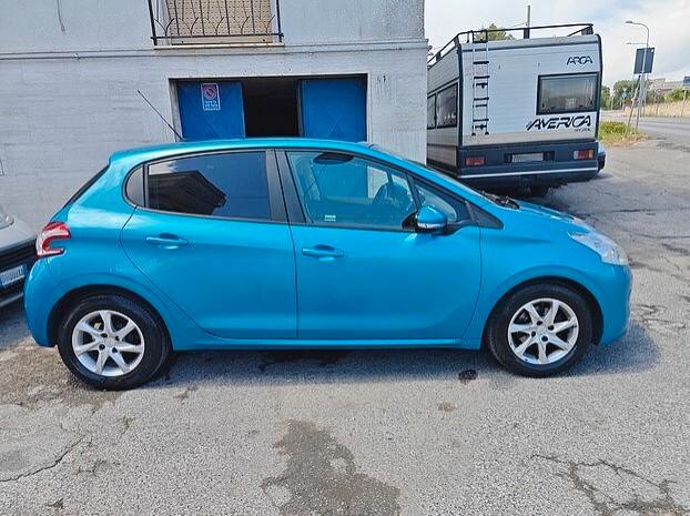 PEUGEOT 208 1.2 Benzina 5 porte *87.000 Km*