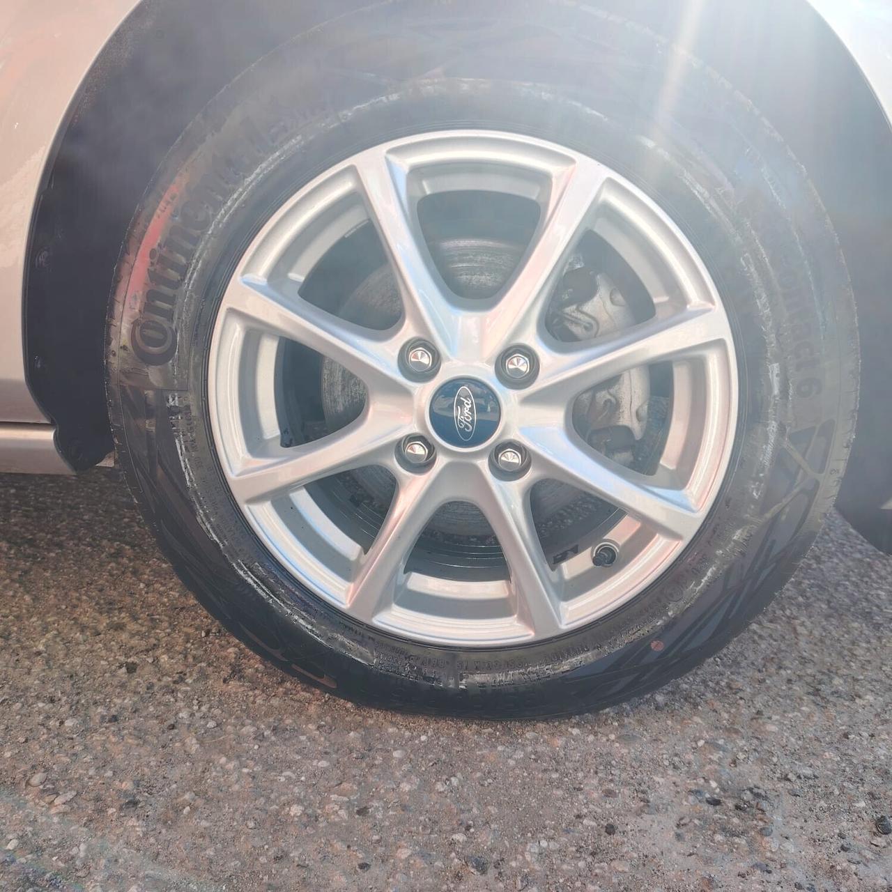 Ford Fiesta 1.1 75 CV BEN/GPL 5 porte