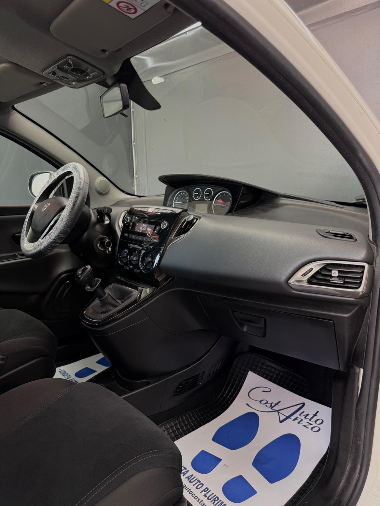 Lancia Ypsilon 1.2 GPL Ecochic Platinum 11/2015