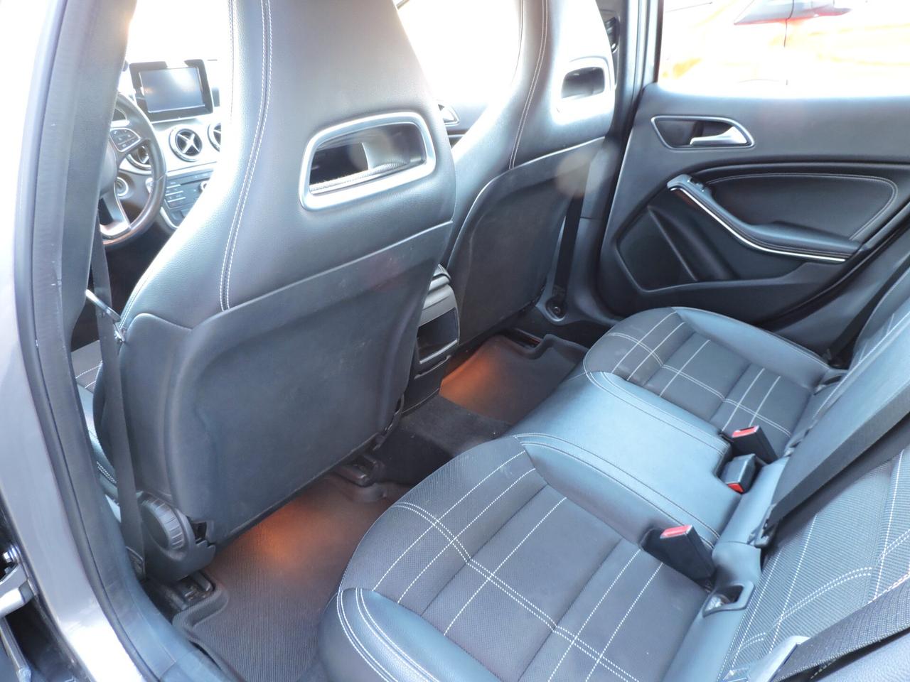 Mercedes-benz GLA 200 180 d Executive