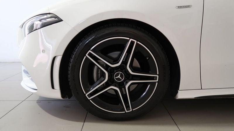 Mercedes-Benz Classe A A 180 d Premium Night edition auto
