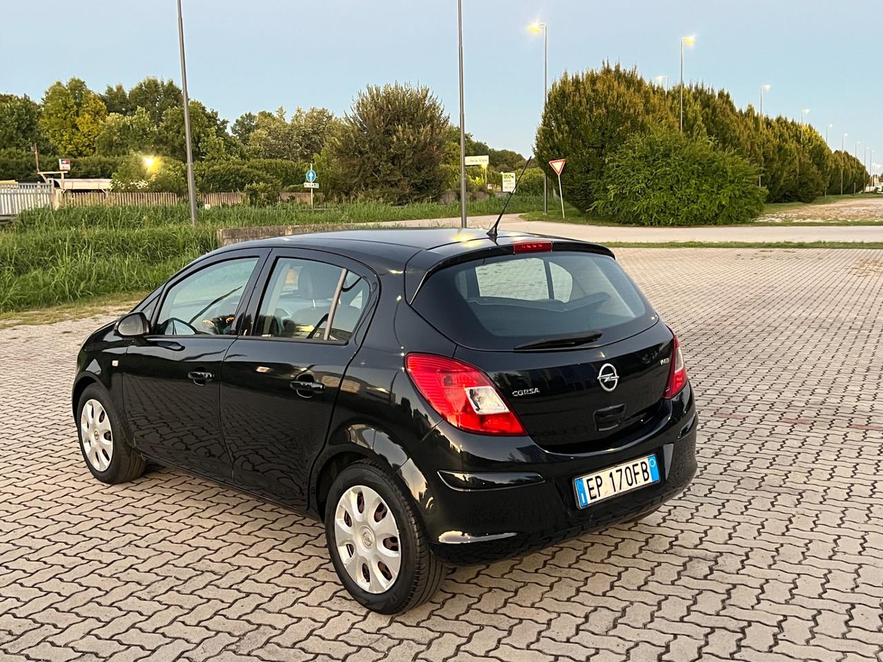 Opel Corsa 1.2 85CV 5 porte GPL-TECH Edition