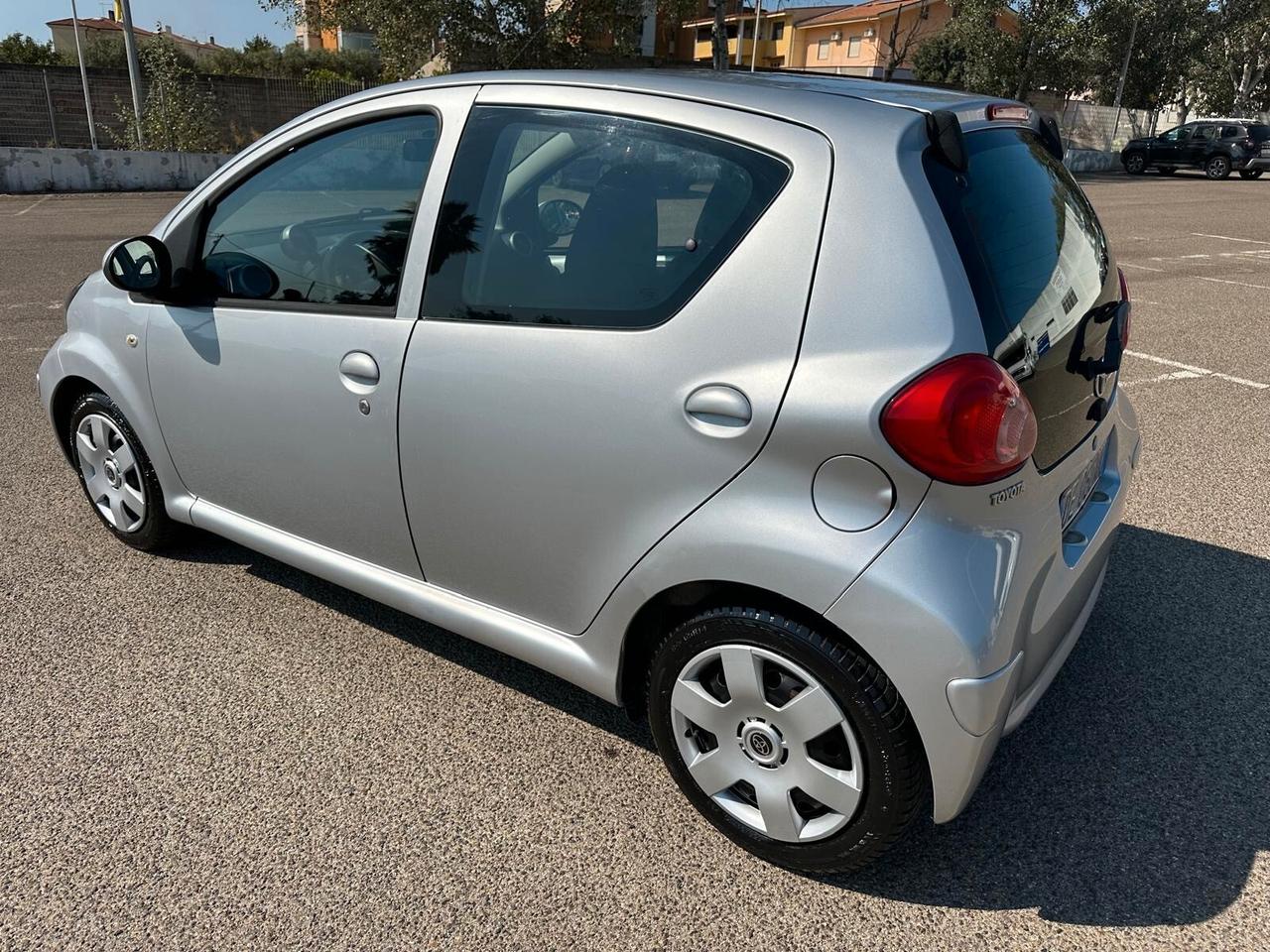 Toyota Aygo 1.0 12V VVT-i 5 porte