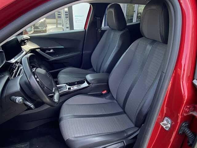 Peugeot 2008 PureTech 130 S&S Allure Pack