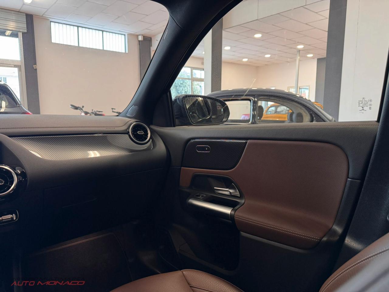 Mercedes-benz GLA 200d AMG Premium 12/2022