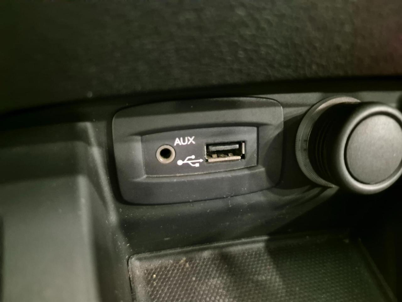 Renault Scenic 1.9 dci Dynamique TomTom 7 POSTI - NEOPATENTATI - Cam - Cruise/Lim