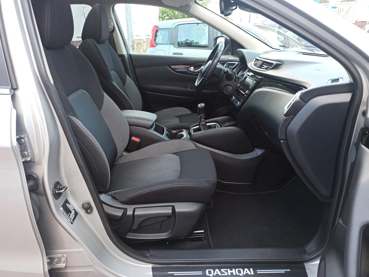 Nissan Qashqai 1.5 dCi 115 CV N-Connecta Tetto Panoramico