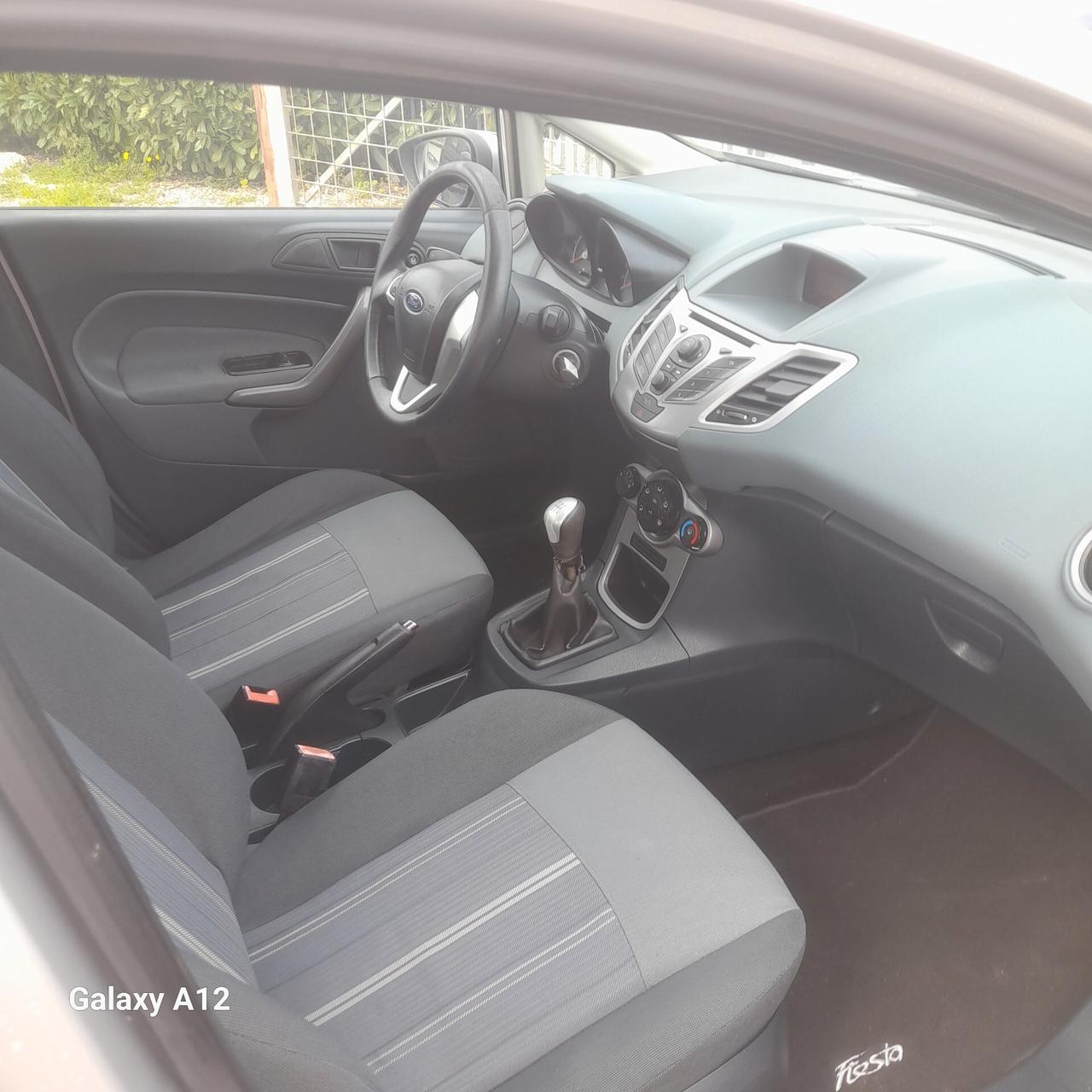 Ford Fiesta 1.4 TDCi 70CV 5 porte