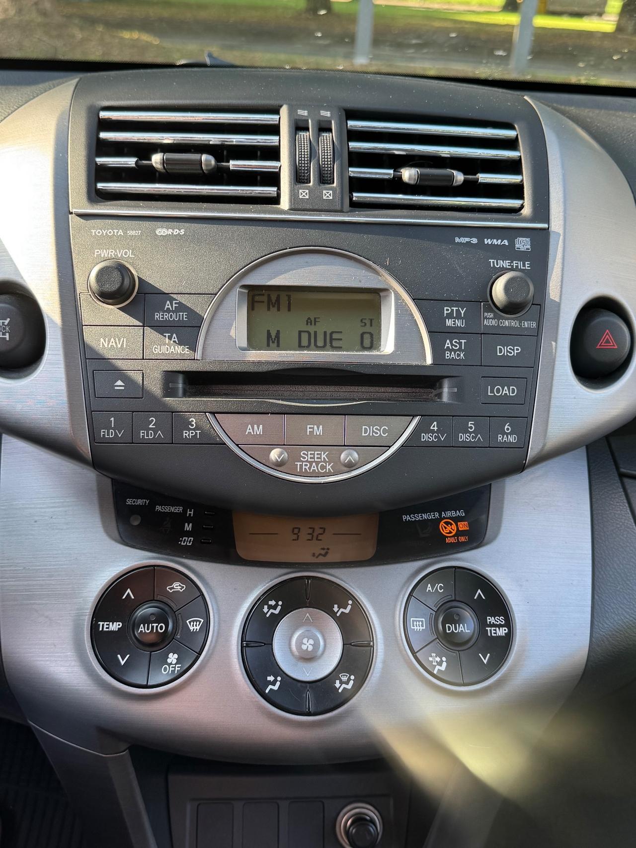 Toyota RAV 4 2.2 D 177 CV Luxury 4x4