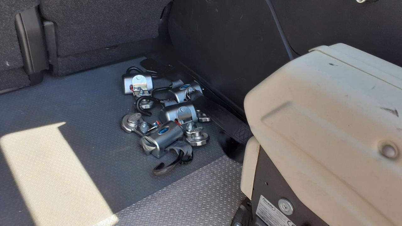 Doblo trasporto disabili benzina 51.262 KM!!