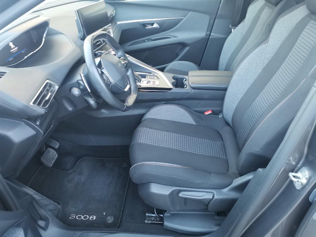 Peugeot 3008 3008 1.5 bluehdi Active Business s&s 130cv eat8