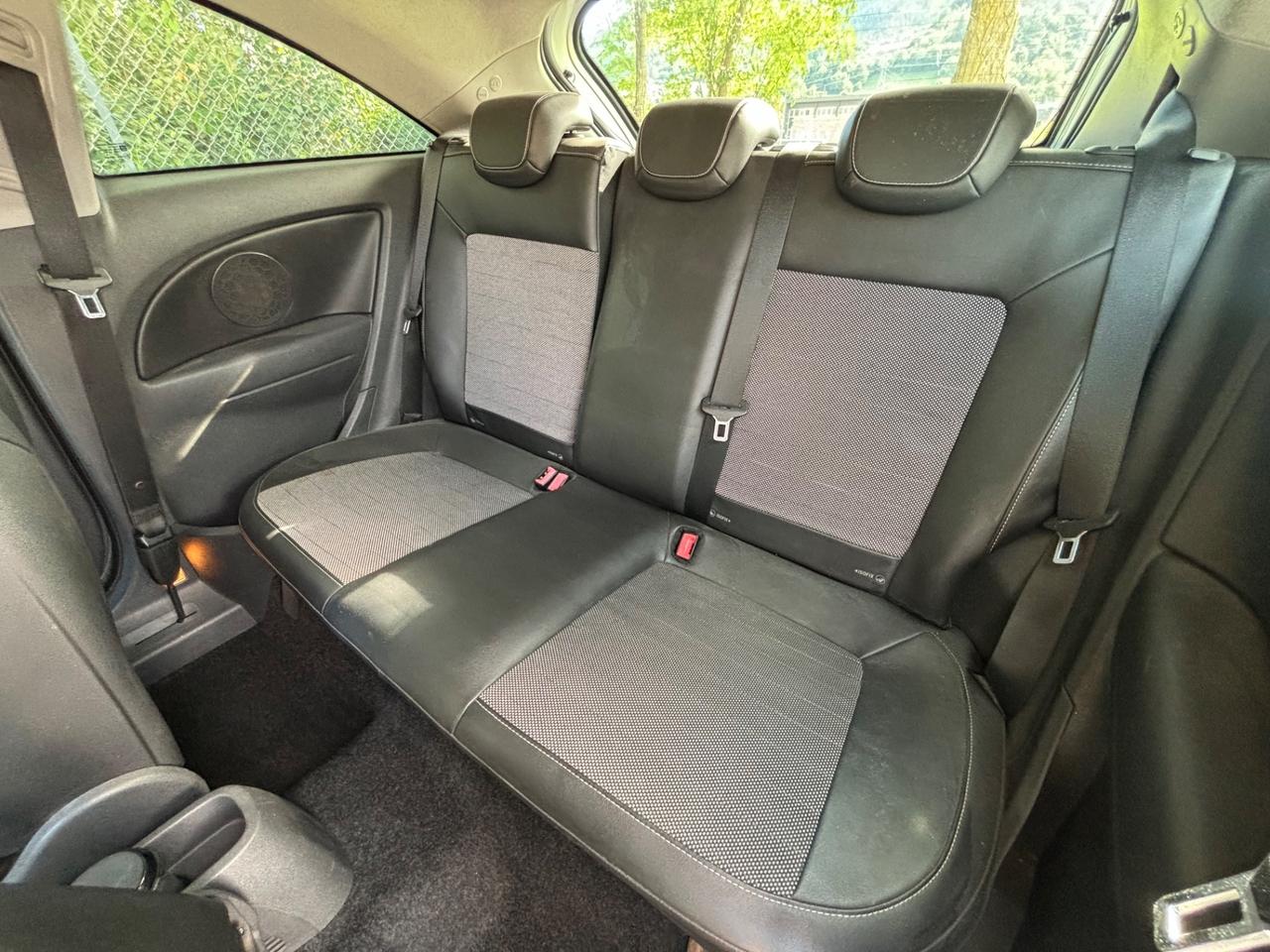 Opel Corsa 1.6 T 192CV OPC