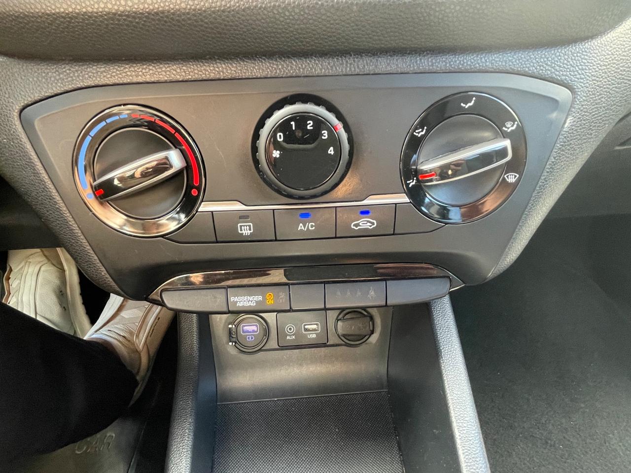 Hyundai i20 1.2 5 porte Connectline