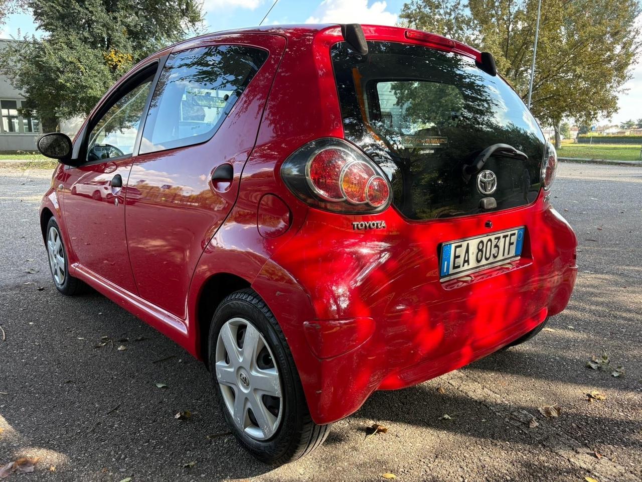 Toyota Aygo 1.0 12V VVT-i 3 porte Now Red Edition
