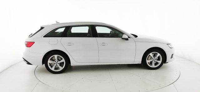 AUDI A4 Avant 40 TDI quattro S tronic Business Advanced