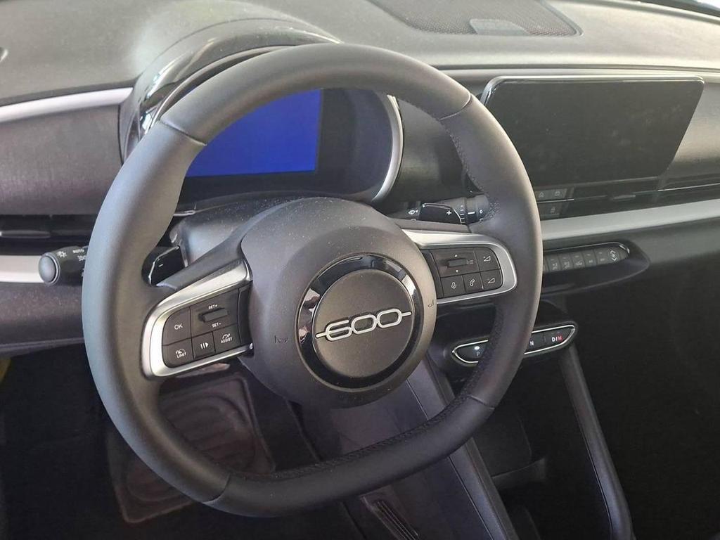 Fiat 600 1.2 Hybrid La Prima