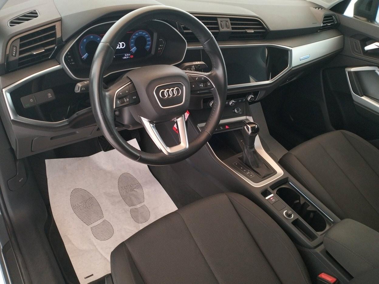 AUDI Q3 35 2.0 tdi Business s-tronic - IVA ESPOSTA