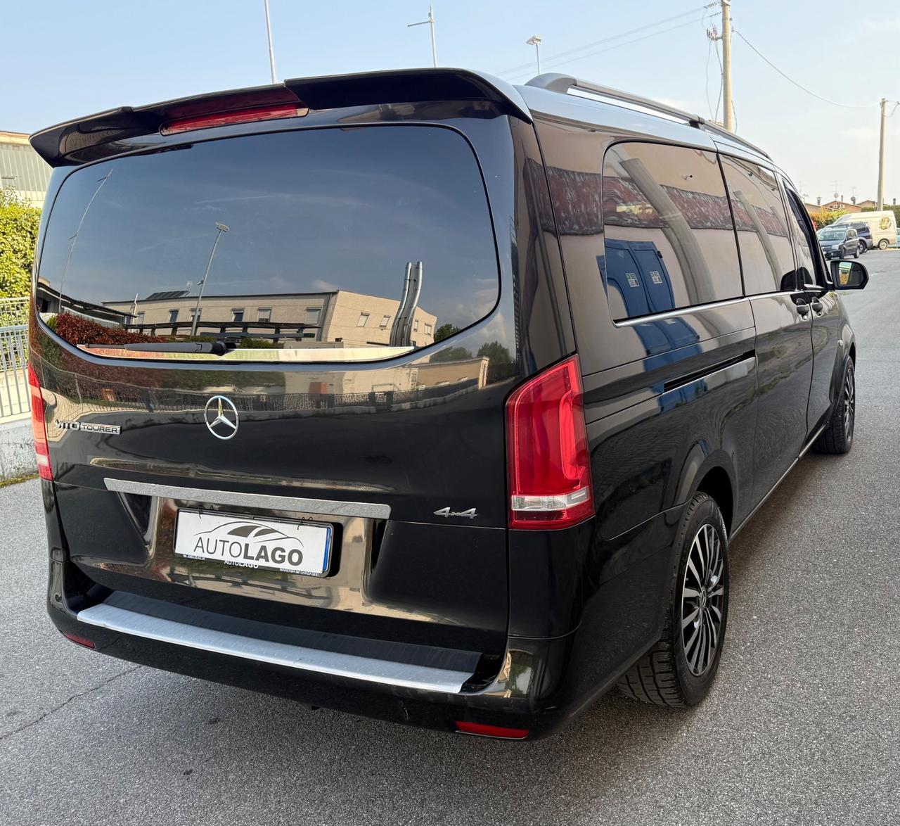 Mercedes-benz Vito 2.2 CDI 4x4 PL Tourer Extra-Long 9P