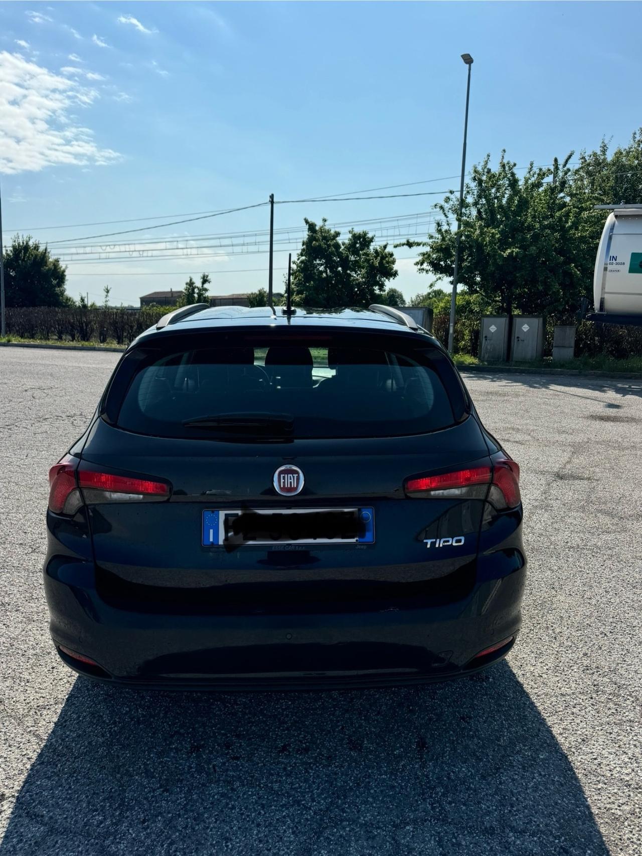 Fiat Tipo 1.6 Mjt S&S SW Lounge