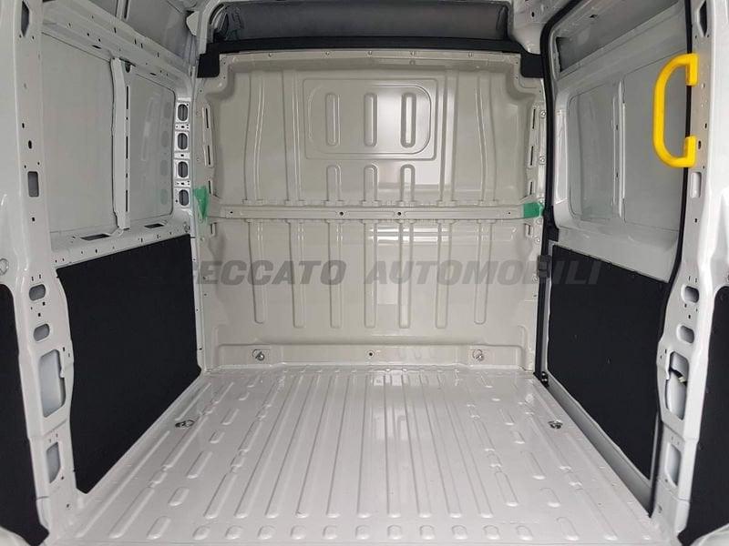 FIAT Ducato Ducato Serie 2 Furgone Lastrato 33q Mh2 120cv 2.2 Multijet 3 E6e