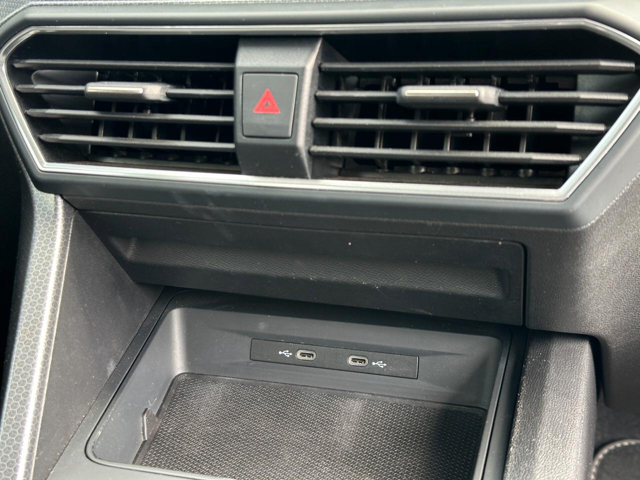 SEAT Leon 1.5 TGI DSG Business