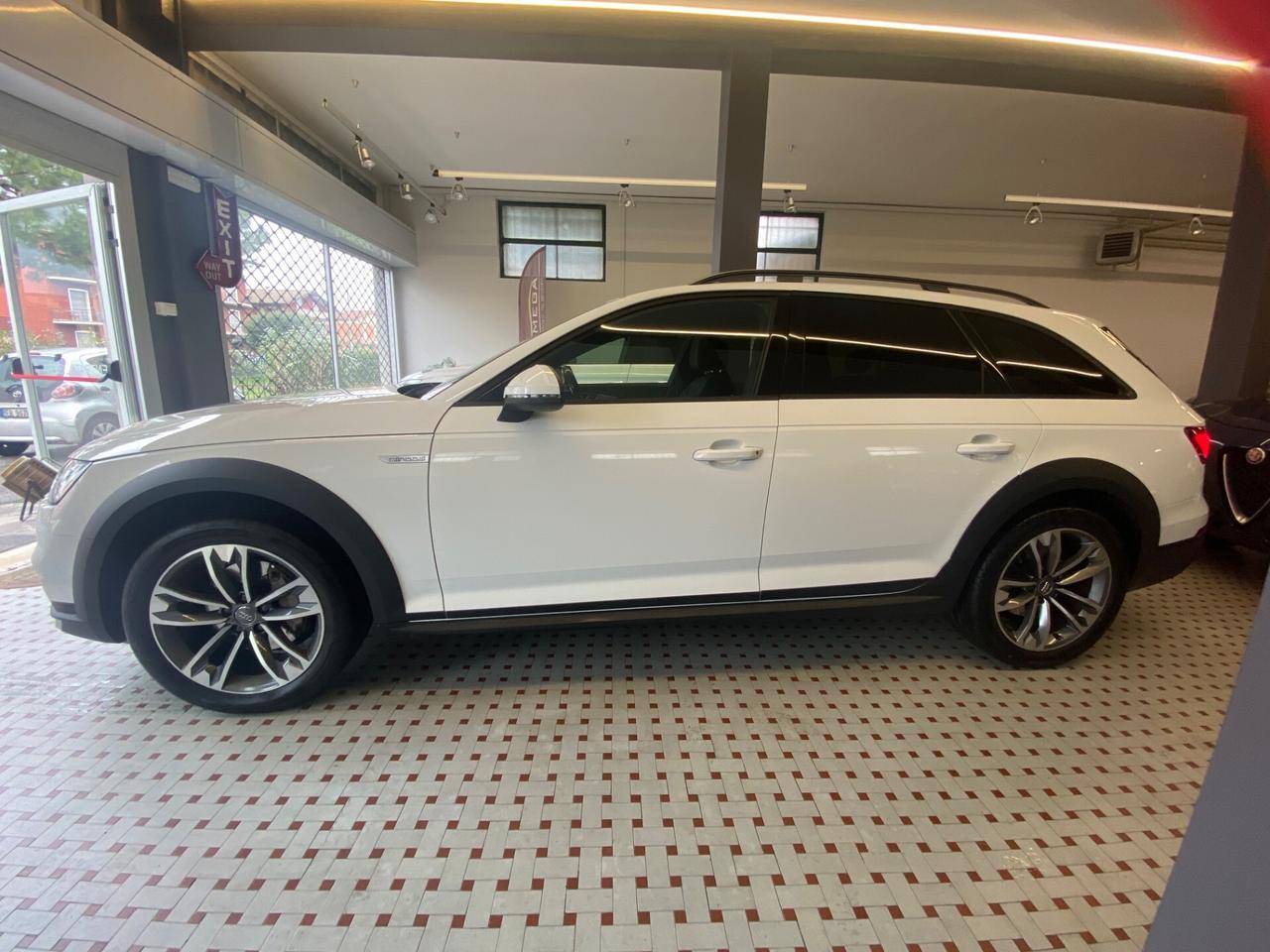 Audi A4 allroad 2.0 tdi Quattro S-tronic 190cv