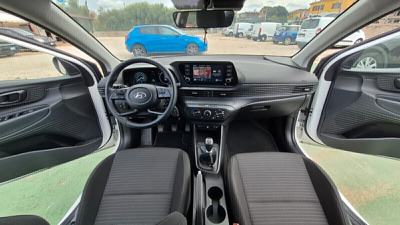 Hyundai i20 1.2 MPI MT Connectline