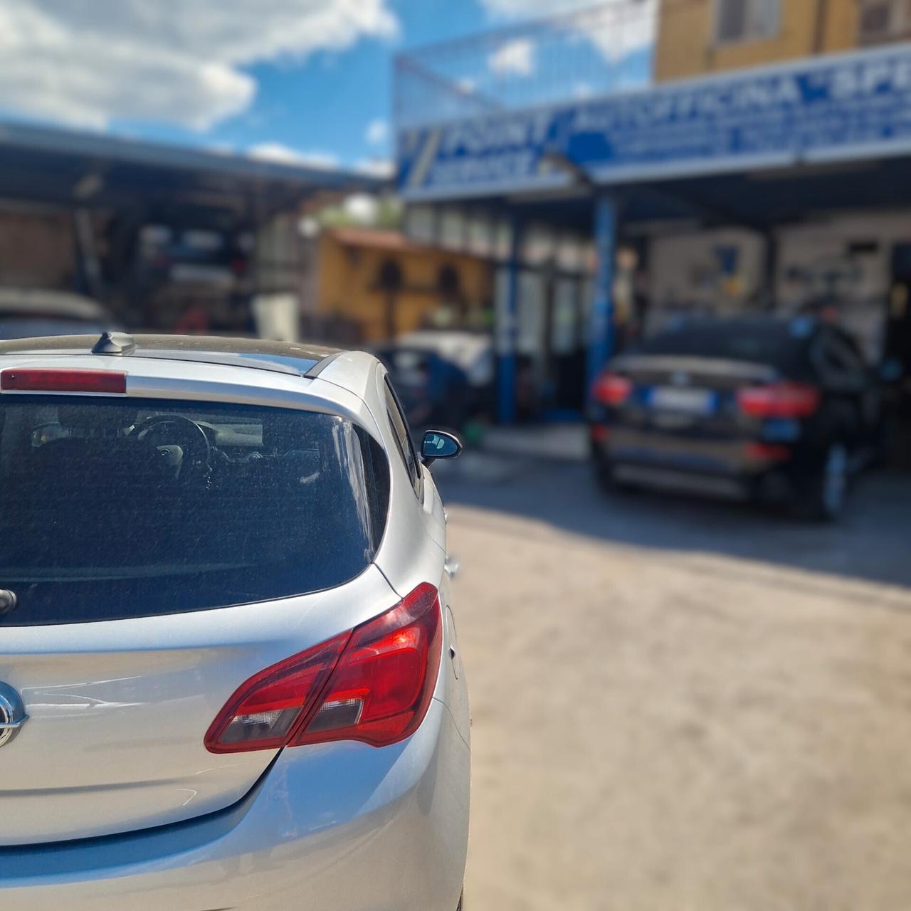 Opel Corsa 1.2 5 porte