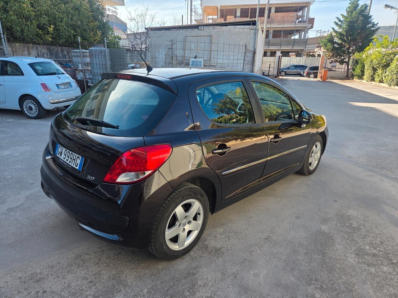 Peugeot 207 1.4 HDi 70CV 5p. Energie