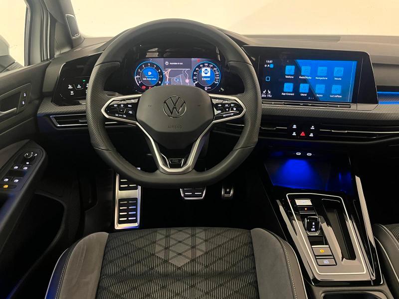 Volkswagen Golf 1.5 etsi R-Line 150cv dsg*SENZA VNCOLI