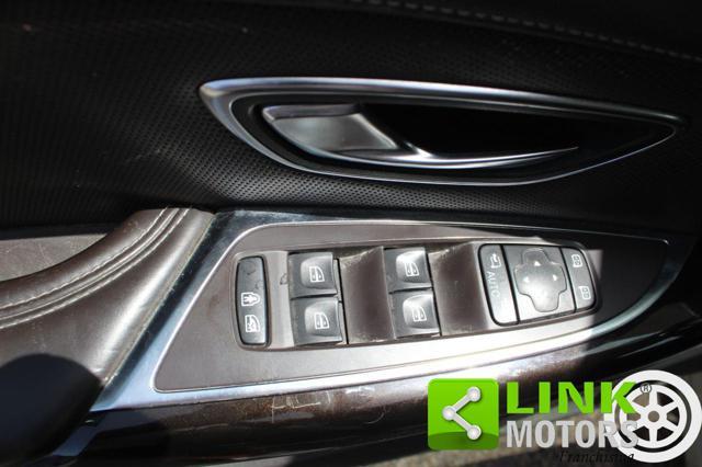 RENAULT Espace dCi 160CV EDC Energy Initiale Paris 4Control 7 po