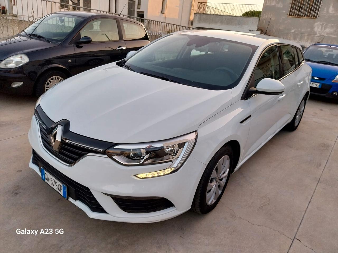 Renault Megane Mégane Sporter Blue dCi 116 CV Duel2