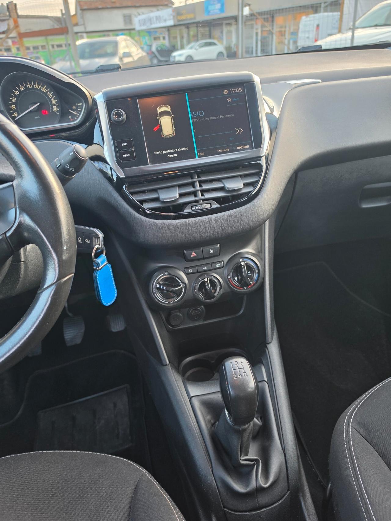 Peugeot 208 PureTech 82 5p. GPL Active