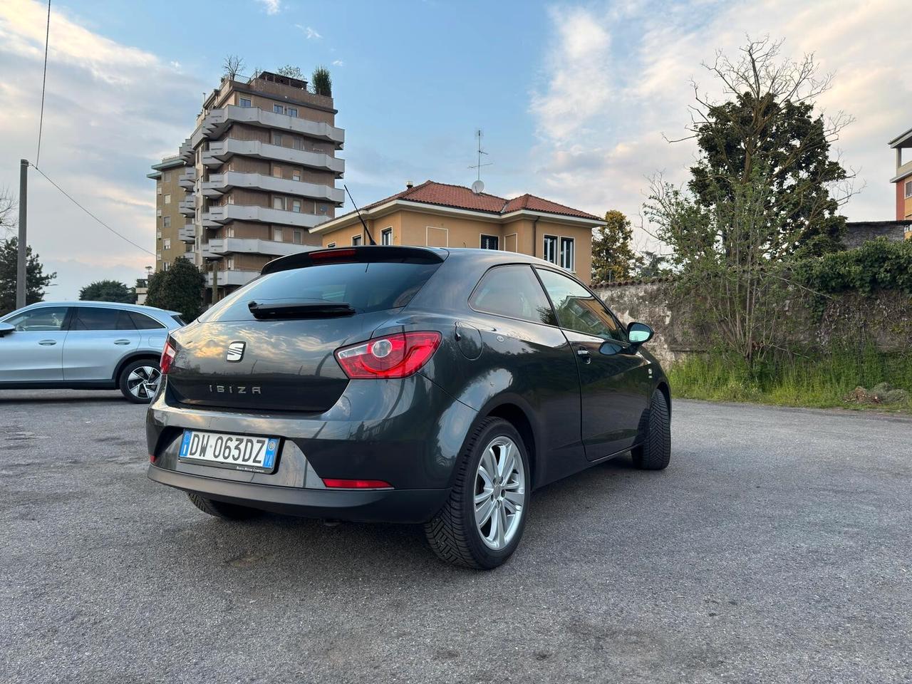 Seat Ibiza 1.4 3p. Style Dual