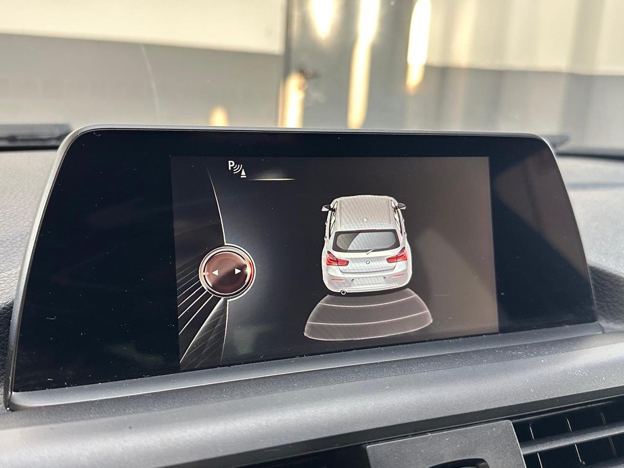 Bmw 116 116d 5p. Urban