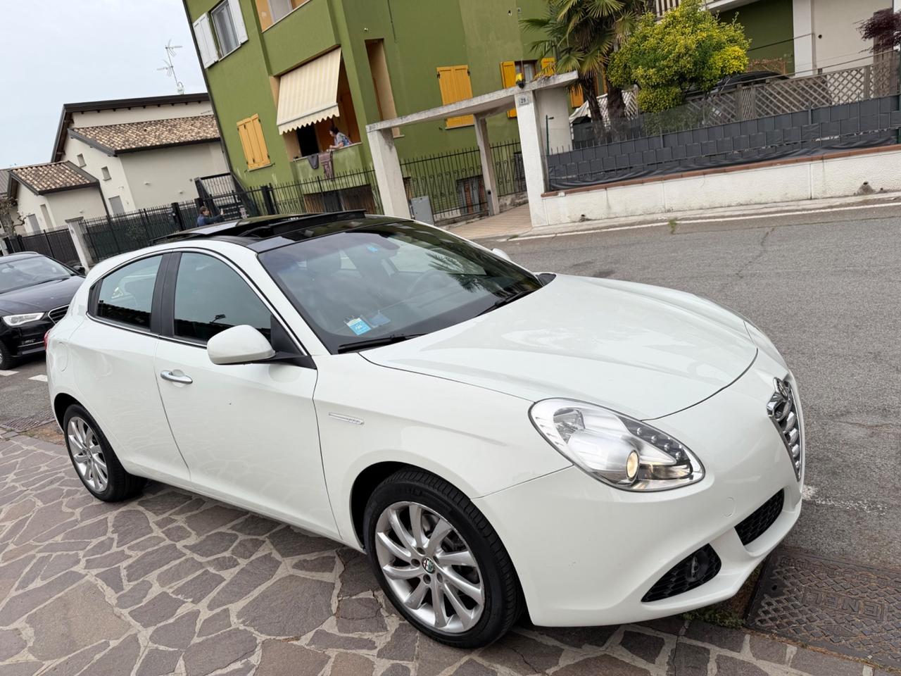 Alfa Romeo Giulietta 1.4 Turbo MultiAir TCT Distinctive CV 170