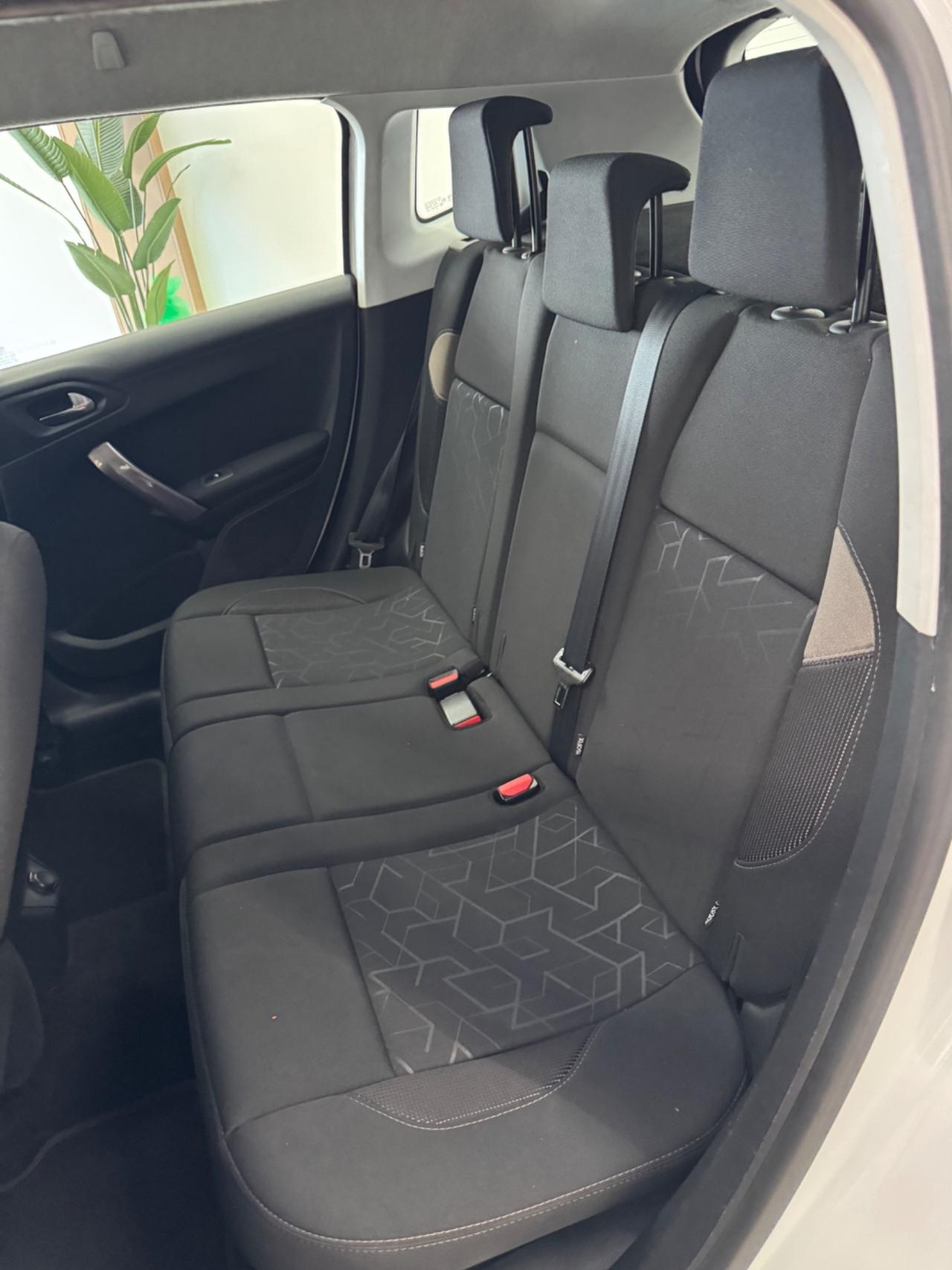 Peugeot 2008 1.4 HDi 68CV Active