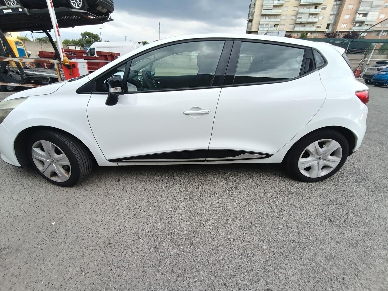 Renault Clio 1.2 75CV 5 porte Live