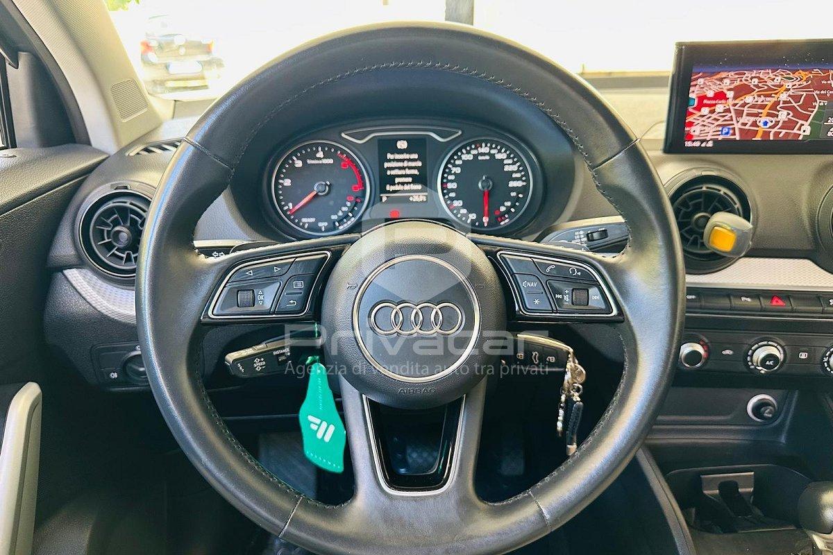 AUDI Q2 30 TDI S tronic Business