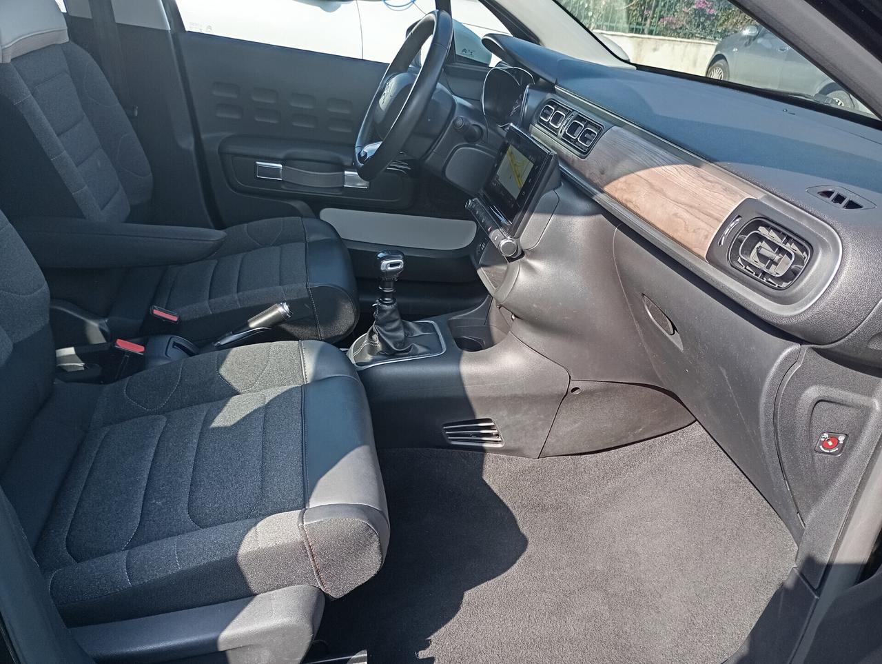 Citroen C3 1.5 BlueHDi 100CV Shine Pack